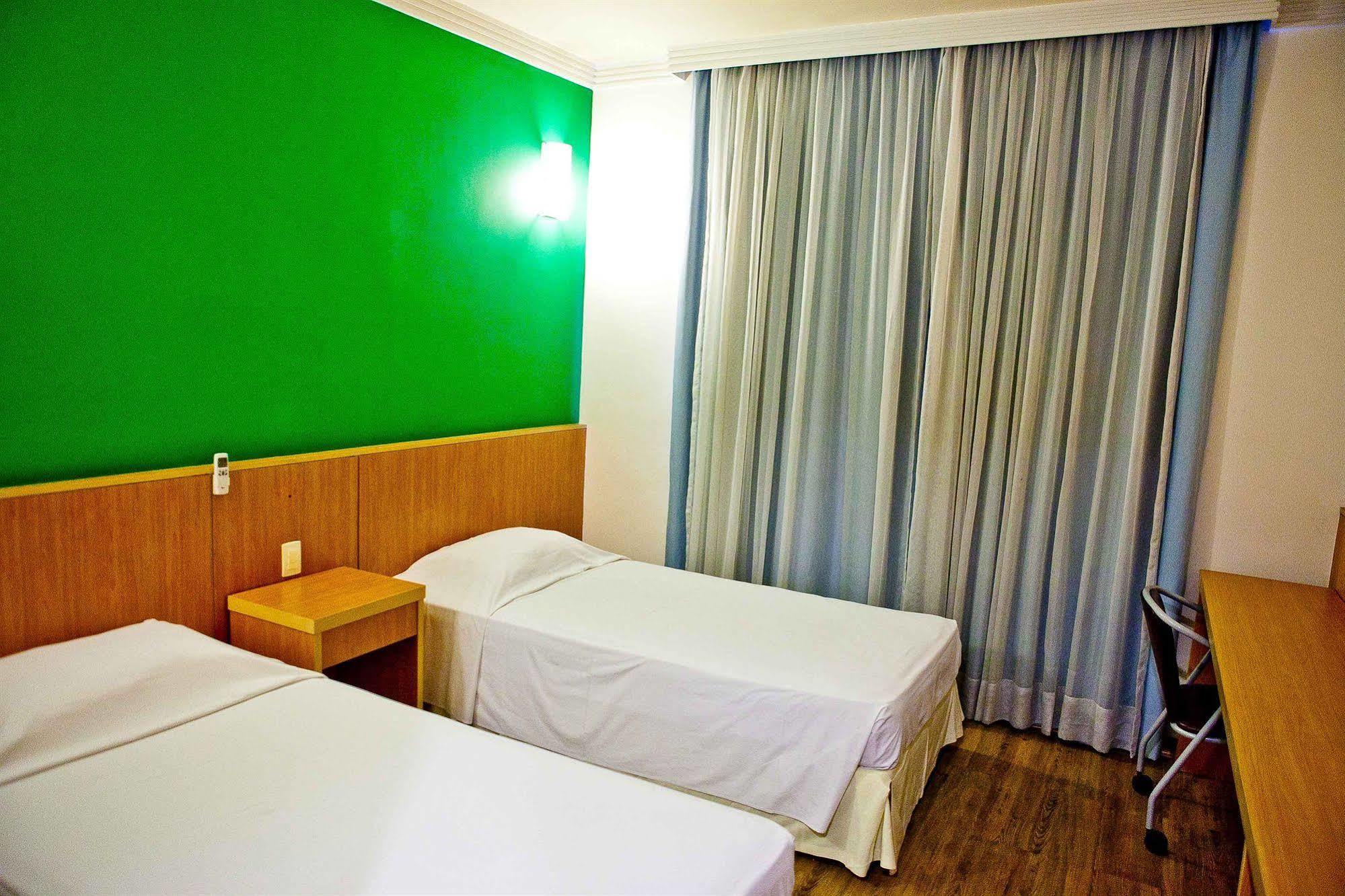 B&B Hotel Sao Jose Dos Campos Exterior photo